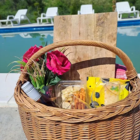 Mountain Villa, Pool, Nature 