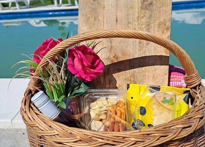 Mountain Villa, Pool, Nature 